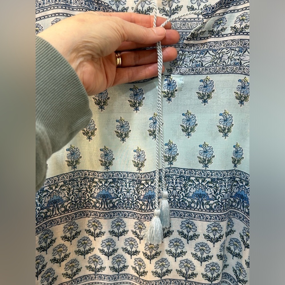 J Jill Top Sz M Blue Floral Paisley Tunic Blouse Flowy Sheer Boho Beach Cover Up - Picture 4 of 16